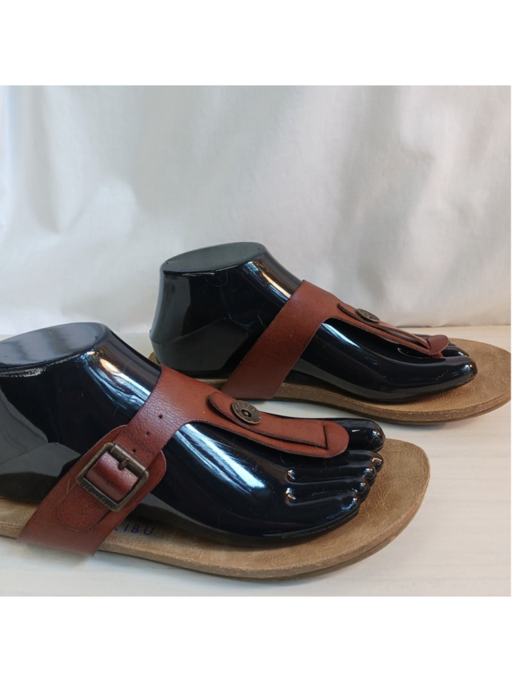 Blowfish Malibu Flip Flops Women's Size 8 T-Strap Thong Sandals Brown Buckle - Picture 3 of 7
